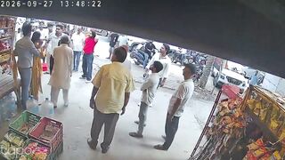 Lawyer Attacked And Beaten With Sticks In Broad Daylight In India