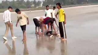 India: 8 Students Drown at Beach Picnic, All 16 Years Old