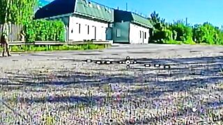 Just another katsap get the "unknown technology" from UA FPV ambush drone
