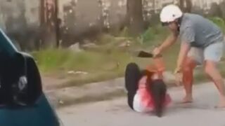 Driven by Jealousy Sicko Attacks Woman With Machete After Killing Her Daughter