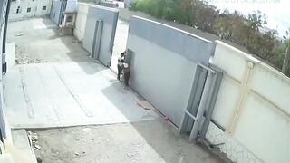 Meat Processing Plant Worker Gets Crushed By Heavy Gate In Yemen