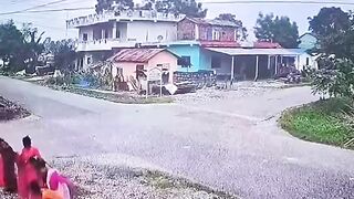 India: Bolero Meets Tractor, Physics Wins, Someone Pays