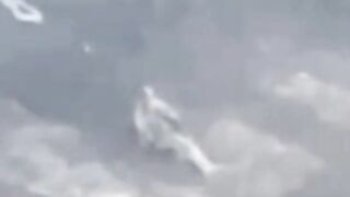 Wounded Ukrat goes crazy and suicide.