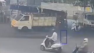 Scooter Rider Killed After Load of Iron Pipes Falls on Him
