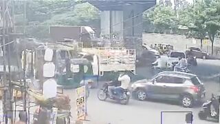 Scooter Rider Killed After Load of Iron Pipes Falls on Him