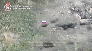 UAF dropping explosives into ruzzian foxholes to force them go out