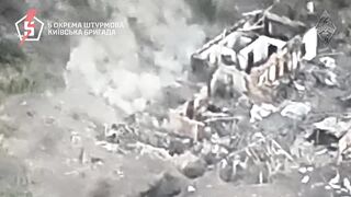 UAF dropping explosives into ruzzian foxholes to force them go out