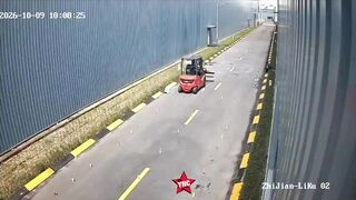 Worker Seriously Injured After Being Struck During Forklift Driving Practice