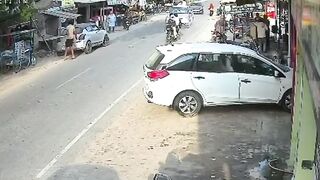 India: AAP Sarpanch Shot Dead at Bus Stand, 3 Days Later Cops Release CCTV