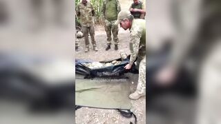 Ukrops use their dead friend in training.