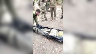 Ukrops use their dead friend in training.