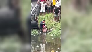 Man Says He Wanna Buy A Tundra Truck, Steals It From Dealership And Pays The Price