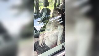 USA: Man Discovers An Overdosed Junkie Who Died In Front Of His GF