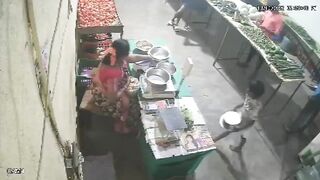 Man Dies of Heart Attack While Buying Vegetables