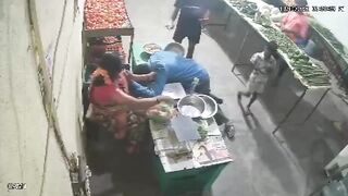 Man Dies of Heart Attack While Buying Vegetables