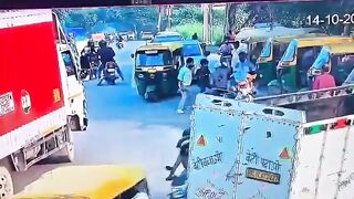 Man Stabbed To Death By Four Criminals Over An Old Rivalry