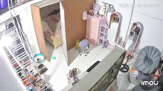 Woman Talks On Phone, Then Calmly Hangs Herself