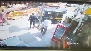 Man Falls Into Drainage Pit, Dies