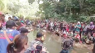 Two Men Die During Traditional Trial-by-Water Justice Ritual in The Philippines (Another Angle)