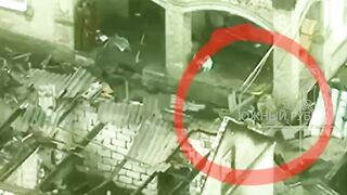 UKRAINIANS SOLDIERS DEAD WHILE LOOKING FOR SHELTER