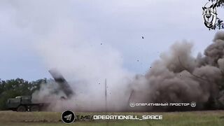 A MLRS HIMARS destroyed.