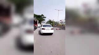 Man Beaten To Death By Own Friend In Public