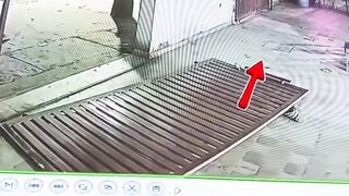Lazy Management Finally Gets Its Security Guard Crushed