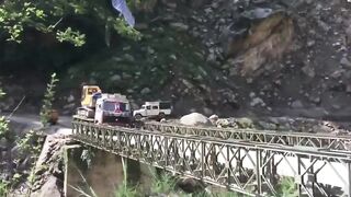 Indian "Engineers" Build Bridge That Folds Like Cheap Cardboard