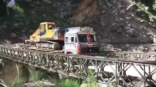 Indian "Engineers" Build Bridge That Folds Like Cheap Cardboard