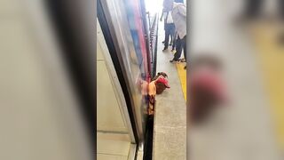 Man Died After Falling Between Train And Platform