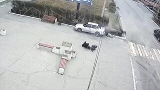 Female Driver Strikes Pedestrians at Crossing in Severobaykalsk, Russia