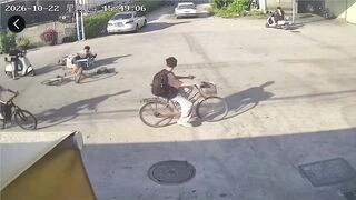 Young Woman Suffers A "Death Rattle" After Falling Off A Moped In China