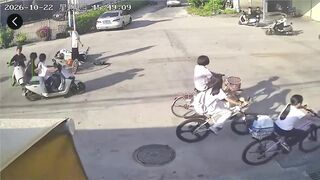 Young Woman Suffers A "Death Rattle" After Falling Off A Moped In China