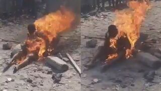 Thief Burns Alive As Villagers Watch And Enjoy