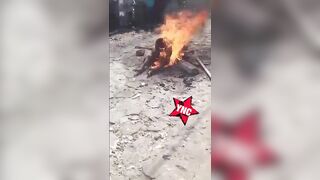 Thief Burns Alive As Villagers Watch And Enjoy