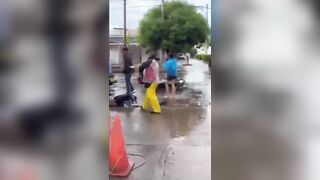 Man Who Stabbed His EX In The Face Attacked By Mob In Colombia