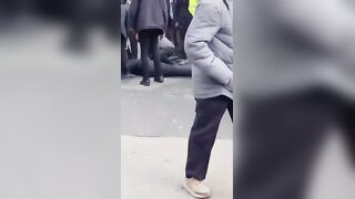 UK: Man Gets Stabbed To Death In Broad Daylight In Birmingham