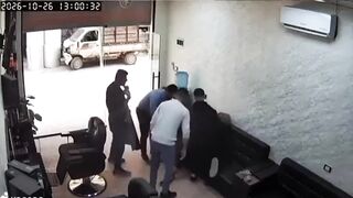 Elderly Osama al-Dammus Suddenly Dies Inside Barbershop In Syria