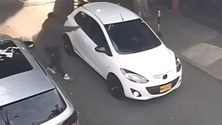 Robbery Doesn't Go As Planned In Colombia