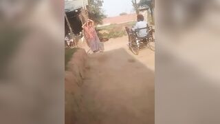 Bitch Found An Easy Target, Lol