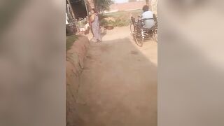 Bitch Found An Easy Target, Lol