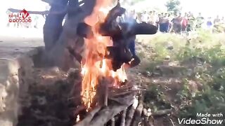 Classic Video Of Two Myanmar Militants Burned Alive By Rebels