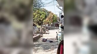 Sicko Hammers Man To  Death In Broad Daylight, Eats His Brain (Another Angle)