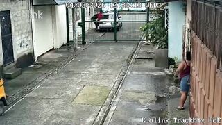Woman Kidnapped By Gang In Broad Daylight