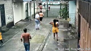 Woman Kidnapped By Gang In Broad Daylight