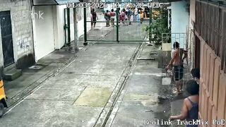 Woman Kidnapped By Gang In Broad Daylight