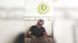 Man kills himself on Camera