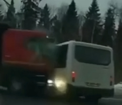 In the Moscow region, a truck struck a minibus packed with people