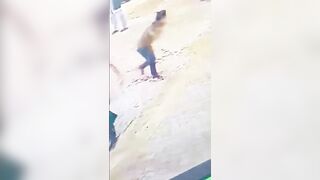 Man Slits Own Throat In Public, Dies