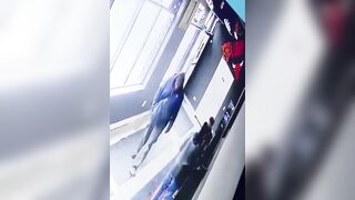 Van crashes into Chicago liquor store; multiple hurt